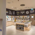 Hampton By Hilton Frankfurt Airport